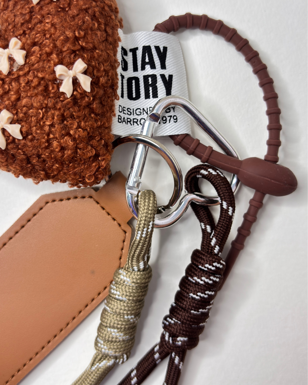 Furry Heart Keychain — Plushie Climbing Rope Butterfly Knot Bag Accessory Miu Style - Coffee Color Love Style