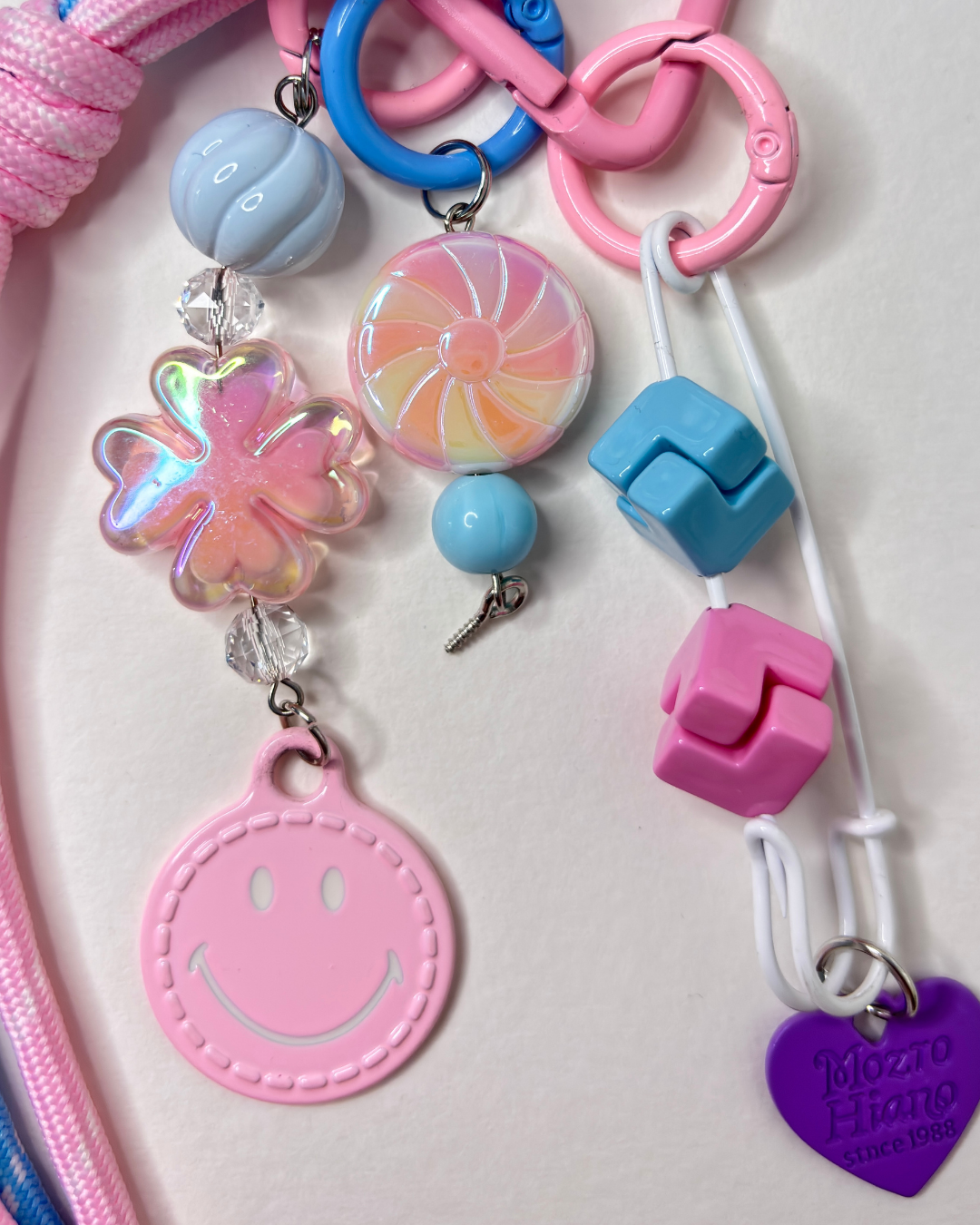 Bubble Sugar Rush — Sweet Beaded Bag Charm - Blue/Pink