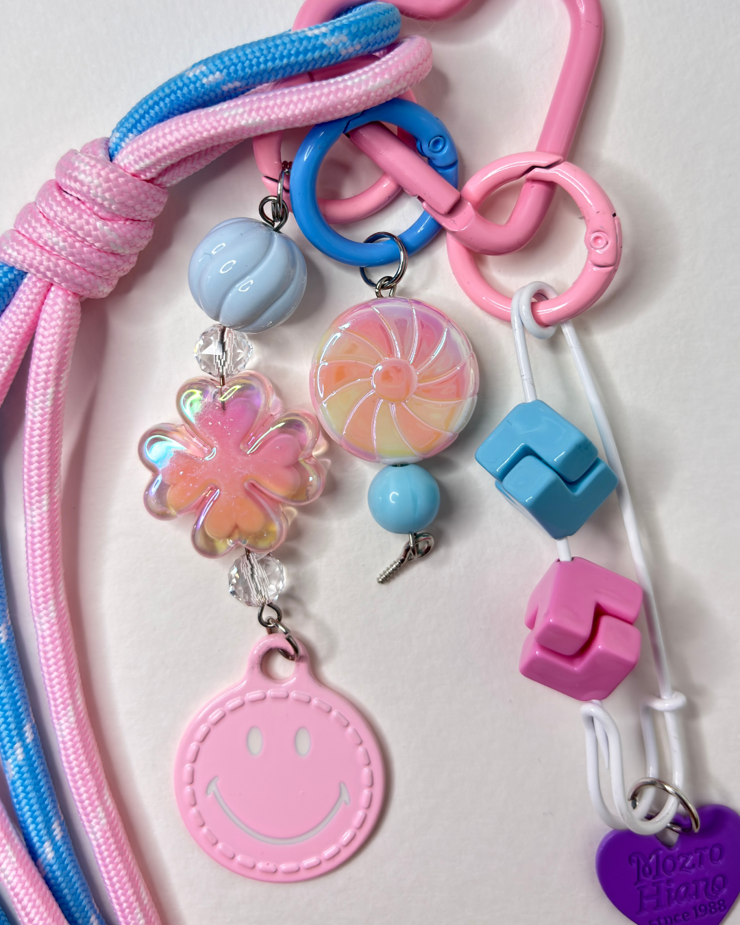 Bubble Sugar Rush — Sweet Beaded Bag Charm - Blue/Pink