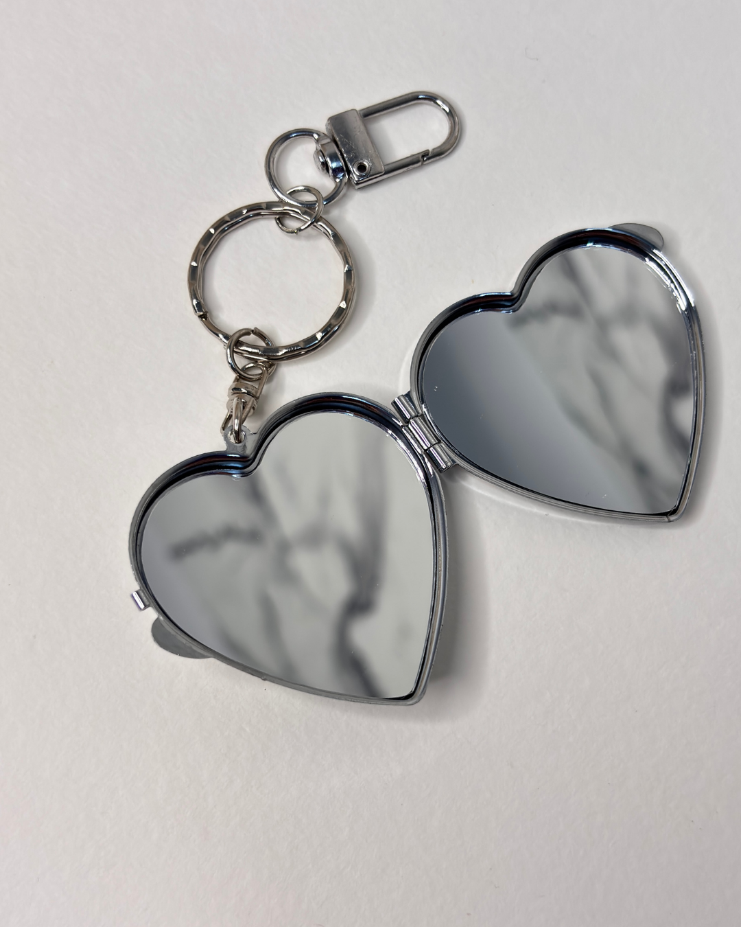Mirror Bow — Zinc Alloy Heart Bag Charm